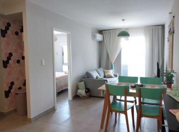 Departamento · 50m² · 2 Ambientes · 1 Cochera · Alquiler Departamento Amoblado Excelente Ubicacion