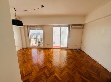 Departamento · 73m² · 3 Ambientes · 1 Cochera · Departamento en Recoleta