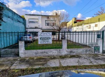 Casa · 300m² · 5 Ambientes · 2 Cocheras · Casa Multifamiliar Villa Tesei