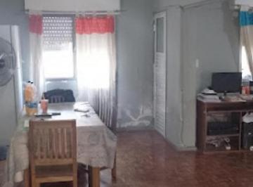 Departamento · 101m² · 5 Ambientes · Departamento en Venta - 4 Dorm. 2 Baños - Villa Lugano