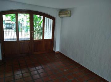 Casa · 185m² · 3 Dormitorios · 1 Cochera · Casa - Las Lomas - Jockey