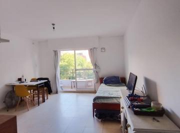 Departamento · 25m² · 1 Ambiente · Venta Monoambiente con Balcon en Pleno Centro