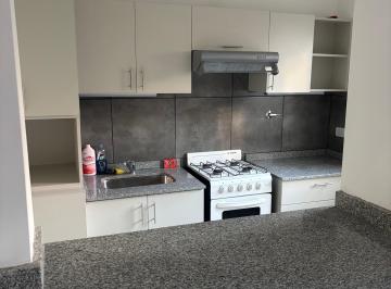 Departamento de 3 ambientes, San Cristobal · Departamento en Alquiler