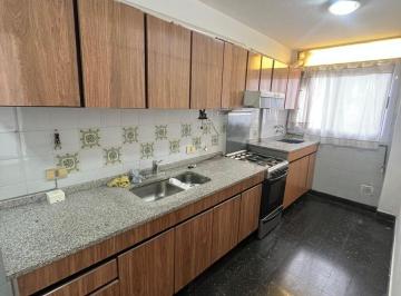 Departamento de 2 ambientes, Quilmes · Depto 2 Ambientes Av Hipolito Yrigoyen Quilmes