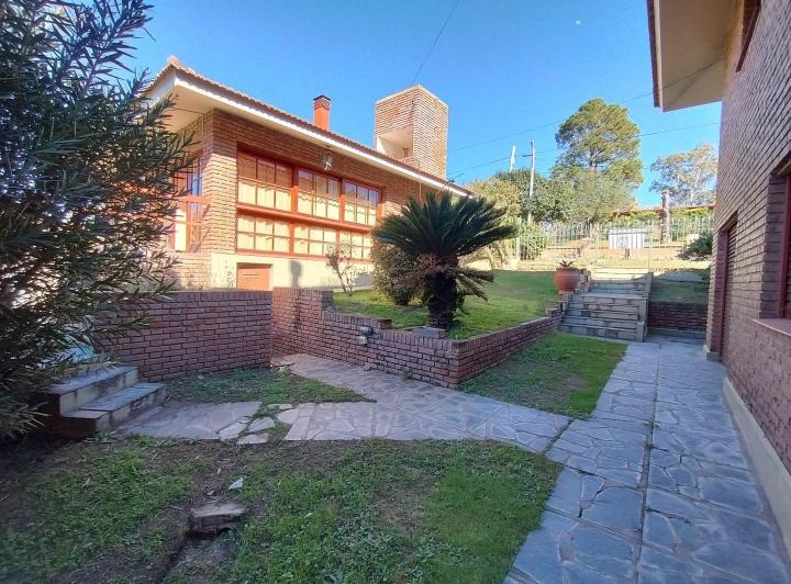 Casa · 439m² · 10 Ambientes