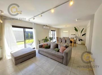 Casa · 173m² · 5 Ambientes · Valle Econdido - Las Piedras - 3 Dorm. Amenities