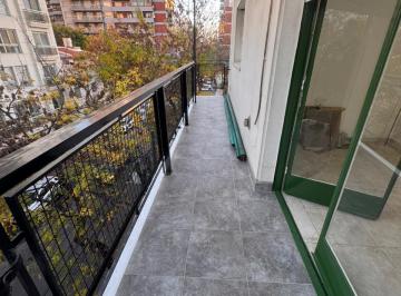 Departamento de 2 ambientes, Caballito · Frte 2 Amb Bcon Impec