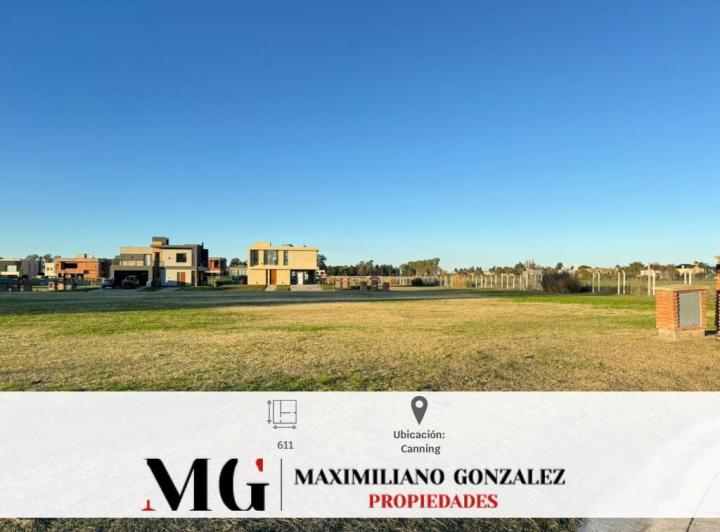 Terreno · 611m²