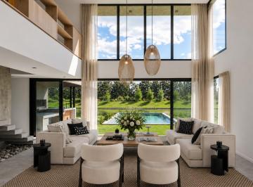 Quinta vacacional · 300m² · 5 Ambientes · Casa Quinta en Venta en Los Puentes, Nordelta, Tigre
