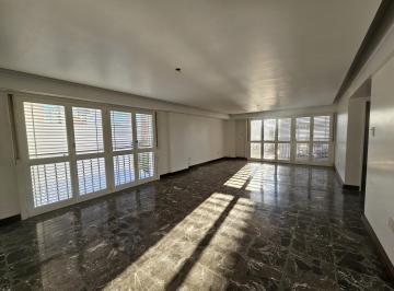 Departamento · 210m² · 6 Ambientes · 1 Cochera · Departamento en Venta en Av 44 10 y 11