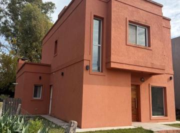 Casa · 125m² · 4 Ambientes · 1 Cochera · Casa en Alquiler en La Angelica, Pilar, G. B. a. Zona Norte