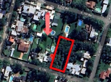 Terreno · 484m² · Venta Terreno 480 m² City Bell La Plata Calle 133 Entre 169y170 Zona Residencial