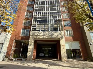 Departamento · 221m² · 5 Ambientes · 2 Cocheras · Departamento en Centro
