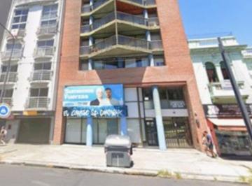 Vendo cochera urgente en Plaza Italia, la primera cochera entrando al edificio. · Oportunidad Cochera en Plaza Italia (La Plata)
