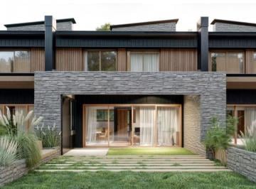 Casa · 138m² · 4 Ambientes · 1 Cochera · Arelauquen Golf & Country Club – San Carlos de Bariloche, Río Negro.