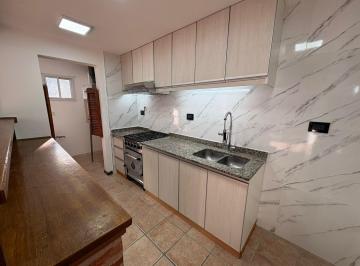 Casa · 147m² · 4 Ambientes · 2 Cocheras · Casa de 4 Ambientes en Venta en Echeverría del Lago con Pileta