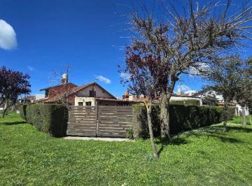 Casa de 3 ambientes, Santa Clara del Mar · Chalet en Venta 3 Ambientes con Piscina y Quincho - Zona Cinco Esquinas - Santa Clara del Mar