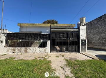FRENTE · Venta PH a Reciclar Barrio El Progreso