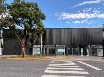 Local comercial · 711m² · Local en Barrio Villa del Parque