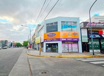 Oficina comercial · 146m² · 4 Ambientes · Oficina/showroom /local 1° Piso en Excelente Zona Comercial Warnes y Dorrego