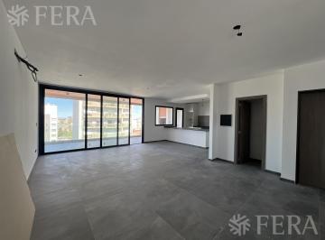 Departamento · 130m² · 4 Ambientes · Venta de Piso 4 Ambientes con Balcón Aterrazado en Quilmes