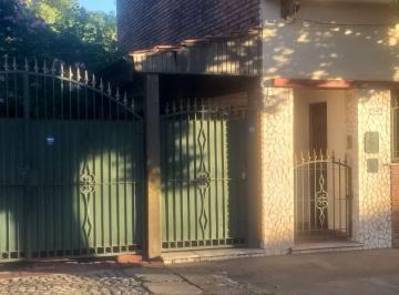 Casa de 4 ambientes, Rosario · Venta Casa Sanchez de Bustamente 200, Rosario.