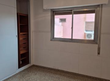 Departamento de 7 ambientes, Córdoba · Amplio Departamento en Alquiler, Ubicado en Barrio Juniors