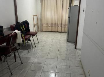 Departamento · 30m² · 2 Ambientes · Venta Departamento un Dormitorio Interno - Abasto