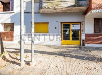 PH · 97m² · 4 Ambientes · PH en Venta con Terraza Centro de La Plata
