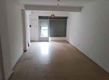 Local comercial · 20m² · Local en Alquiler con Excelente Ubicación