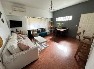 PH · 70m² · 3 Ambientes · 2 Cocheras · PH en 3 Ambientes en Venta Beccar
