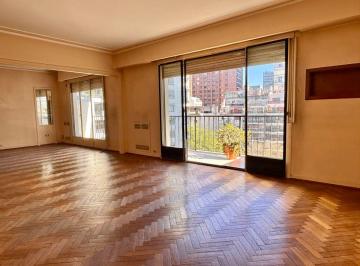 Departamento de 4 ambientes, Palermo · 4 Amb C/balcón en Palermo Chico