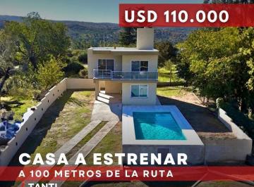 Casa · 120m² · 4 Ambientes · 1 Cochera · Venta Casa Premium de 2 Dorm. y Piscina a Estrenar con Vista a Las Sierras – Tanti