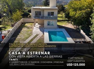 Casa · 120m² · 4 Ambientes · 1 Cochera · Venta Casa Premium de 2 Dorm. y Piscina a Estrenar con Vista a Las Sierras – Tanti