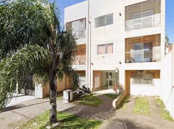 Departamento · 40m² · 2 Ambientes · 1 Cochera · Venta Departamento 2 Ambientes Ramos Mejia Fondo Cochera