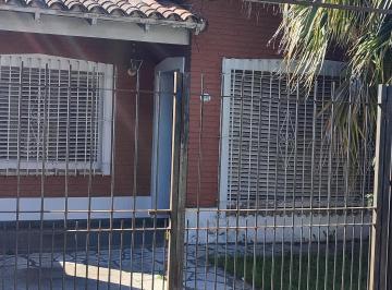 Casa de 5 ambientes, San Miguel · Son Dos Casas un Chalet Frente de 120 y un PH de 60 m