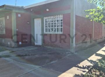 Oficina comercial · 132m² · 5 Ambientes · 1 Cochera · Casa en Venta Barriales Junin, mendoza