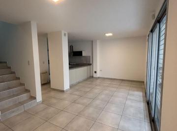 PH de 4 ambientes, Córdoba · Se Alquila Duplex 3 Dor con Patio en Riberas de Manantiales
