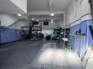 Depósito , Lanús · Galpón Industrial en Alquiler · Valentín Alsina / Piñeyro · 175 m² · Trifásico ·