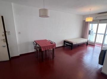 Departamento · 47m² · 2 Ambientes · Alquiler 2 Amb. Contrafrente Plaza Mitre