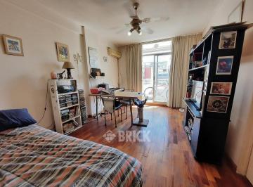 Departamento · 35m² · 2 Ambientes · Uriburu Al 500 - Impecable Contrafrente Espectacular Vista Abierta Todo Sol