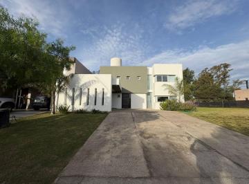 Casa de 8 ambientes, Córdoba · Venta. Santina Norte. Valle Escondido. Casa 3 Dorm.. Piscina. Cochera.