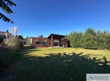 Casa de 4 ambientes, Pilar · Casa en Venta C/ Cochera en Manzanares Chico