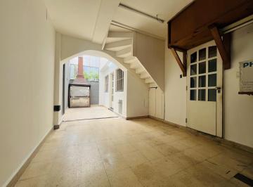 Casa · 100m² · 4 Ambientes · 1 Cochera · Venta, Casa, 4 Ambientes, Apto Crédito, Balcón, Terraza, Patio, Parrilla, Cochera, Liniers