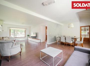 Casa · 180m² · 5 Ambientes · 4 Cocheras · La Lomadar de Pilar, Casa en Venta, Apta Credito, 3 Dorm. Mas Escritorio.