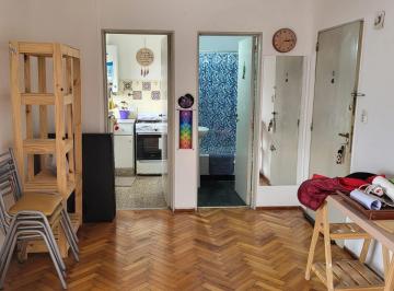 Departamento de 1 ambiente, Pompeya · Excelente Monoambiente en Pompeya, Muy Luminoso, Cerca de Zona Comercial, Múltip