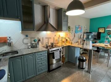 Casa · 85m² · 3 Ambientes · Casa en Venta 61 Entre 14 y 15 La Plata - Dos Dorm.