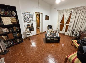 Casa · 160m² · 5 Ambientes · Casa en Las Delicias