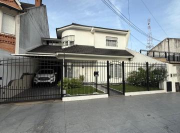 Casa de 5 ambientes, La Matanza · Importante Chalet 5 Ambientes + Dpto Dos Ambientes Acepta Permuta