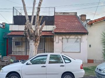 Casa · 45m² · 4 Ambientes · Venta Duplex 2 Hab + Escritorio + Terraza